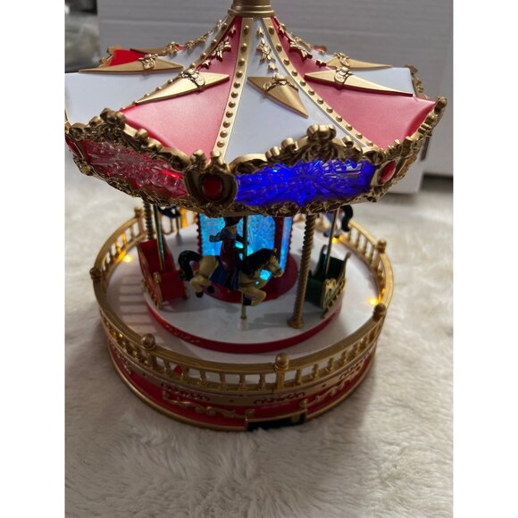 Musical Carousel With Horses & Sleigh - Picture 3 of 8